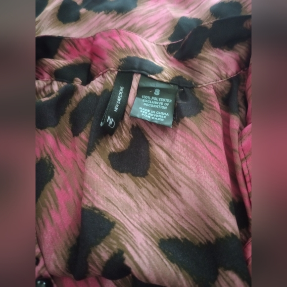 Women's New Directions Top - Picture 4 of 4